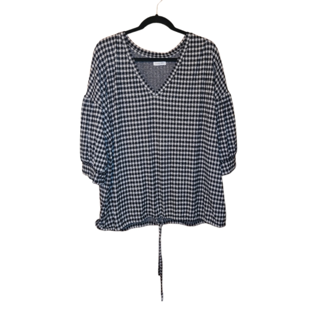 Signature Reitmans Plaid Long Sleeve V Neck Top